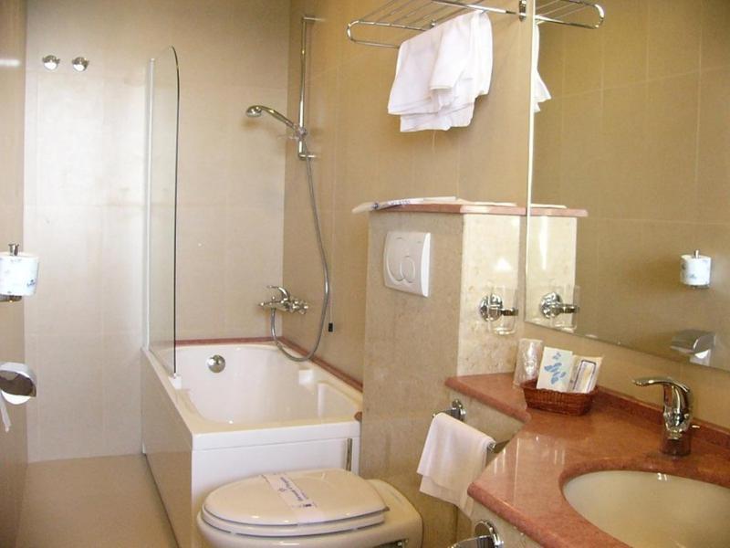 Hotel Villa Lo Scoglietto Сан Винченцо Екстериор снимка