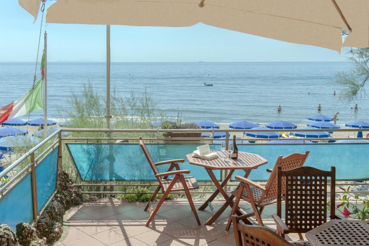 Hotel Villa Lo Scoglietto Сан Винченцо Екстериор снимка
